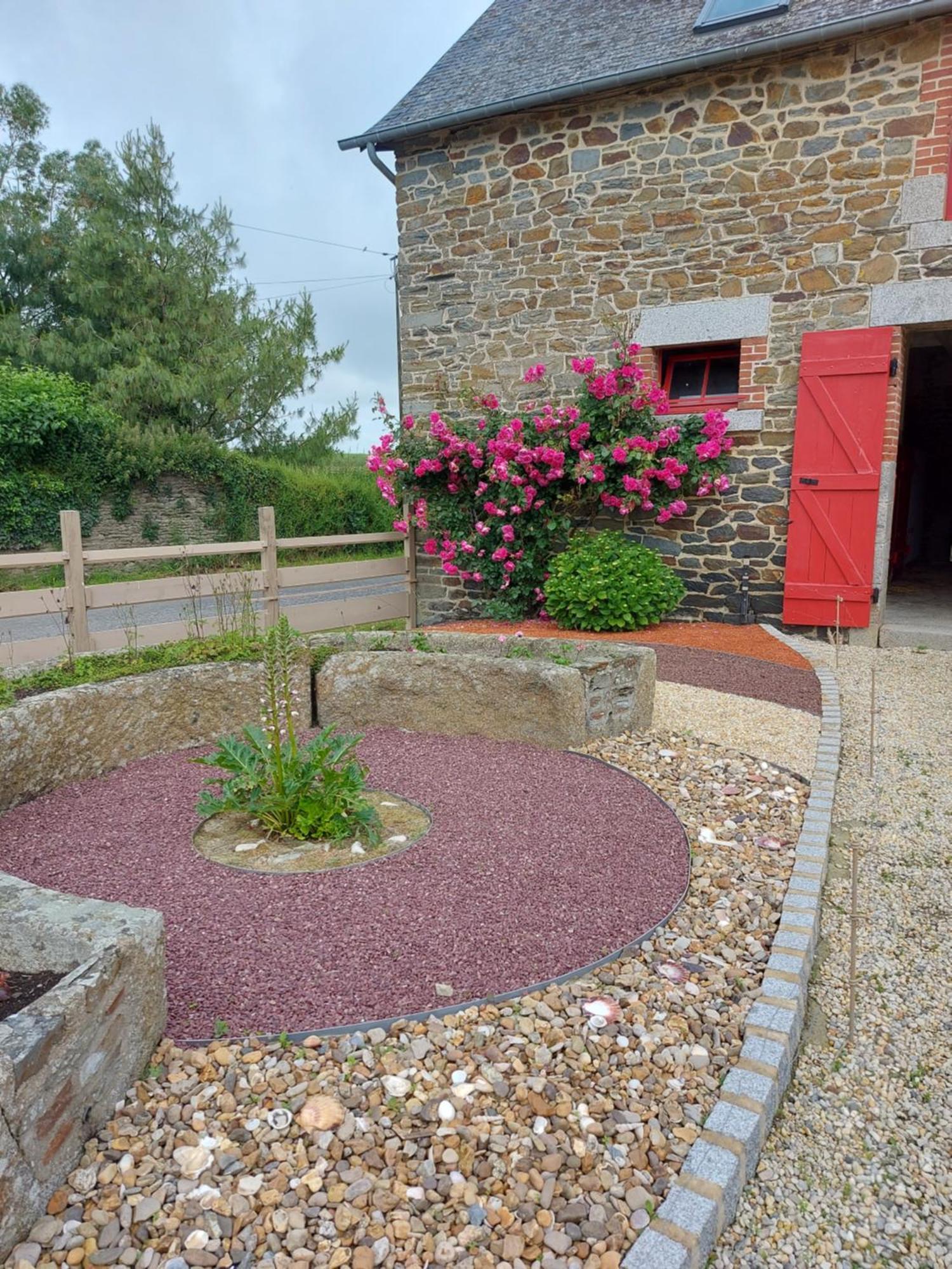 Au P'Tit Mont Bed & Breakfast Ardevon ภายนอก รูปภาพ